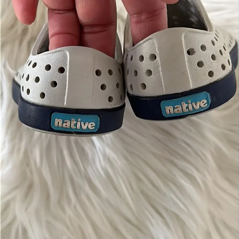 Native grey blue
